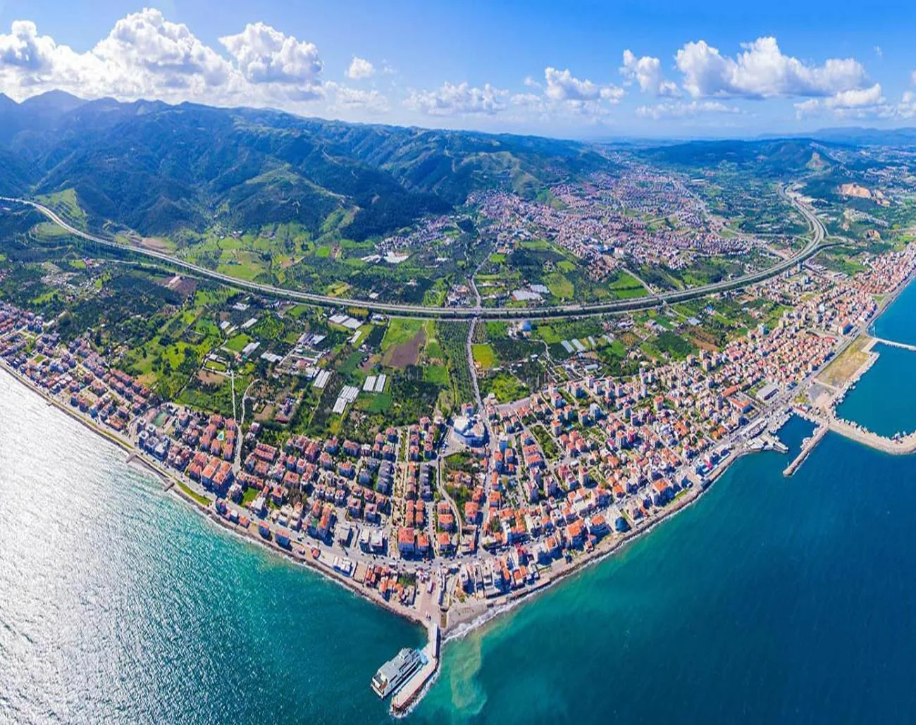 İzmir Güzelbahçe Hakkında Bilgileri